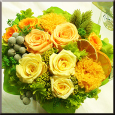 薔薇とミモザのビタミンアレンジ